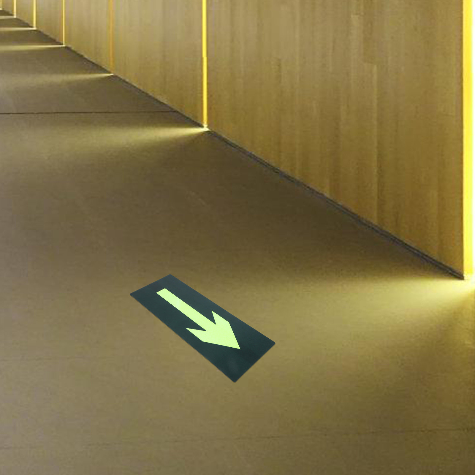 8Pcs 어둠 속에서 빛나는 방수 비상구 화살표 스티커 - Emergency Exit Sign 리뷰 및 가격